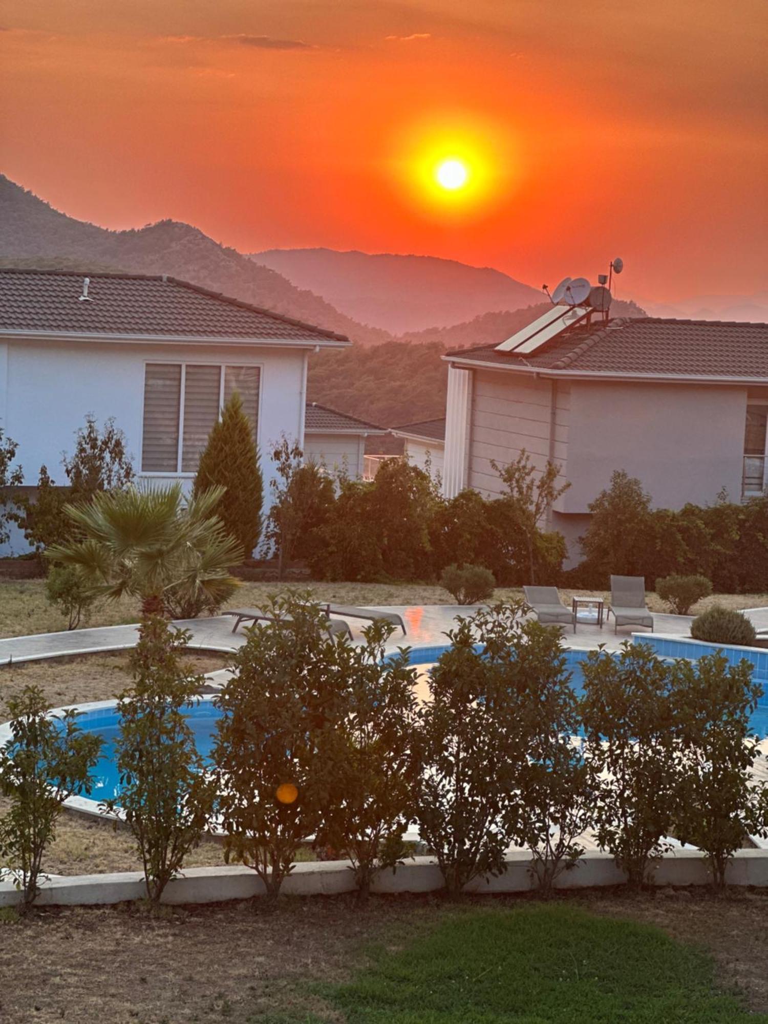 Vacation Home With Private Pool, Fethiye, Oludeniz Cedit Exterior foto
